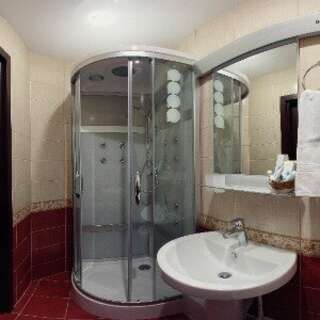 Гостиница Costa Набережные Челны Джуниор Сюит с 1 двуспальной кроватью-4